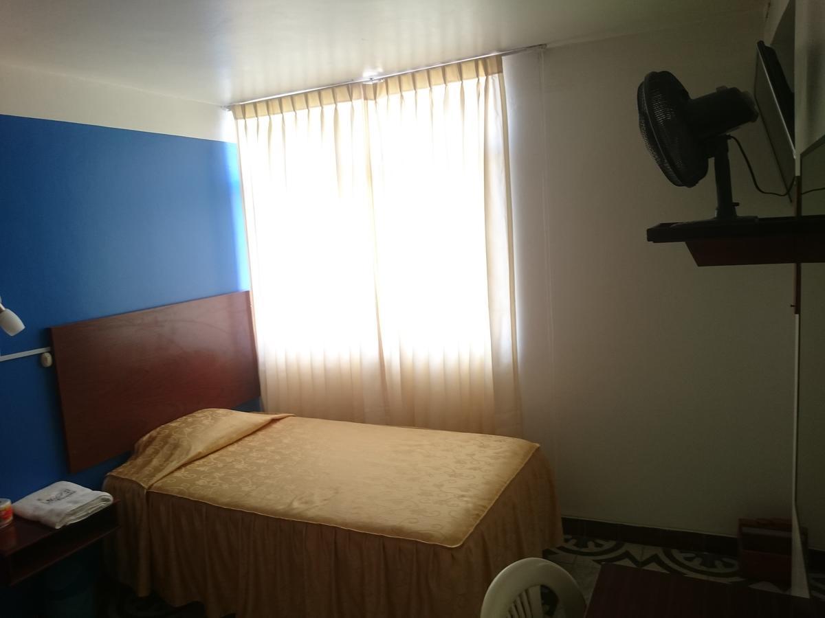 Hotel Cancun 하엔 외부 사진