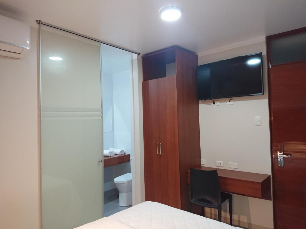 Hotel Cancun 하엔 외부 사진
