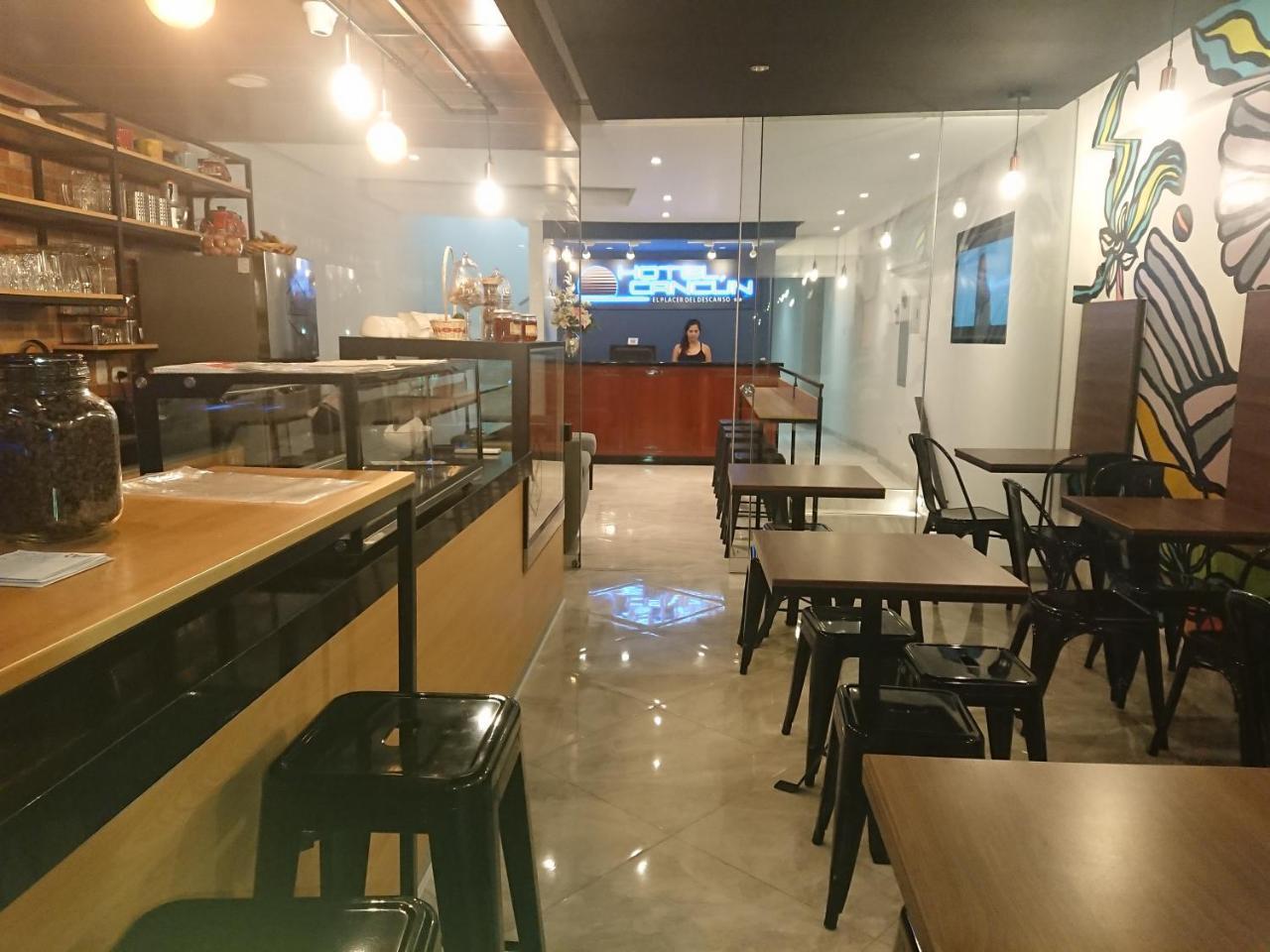 Hotel Cancun 하엔 외부 사진